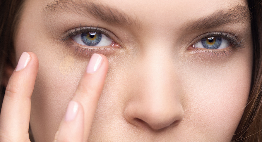 Bí Quyết Xóa Nếp Nhăn Vùng Mắt